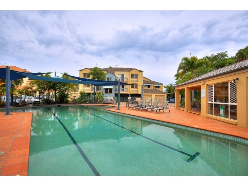 71/88-98 Limetree Parade, Runaway Bay QLD 4216