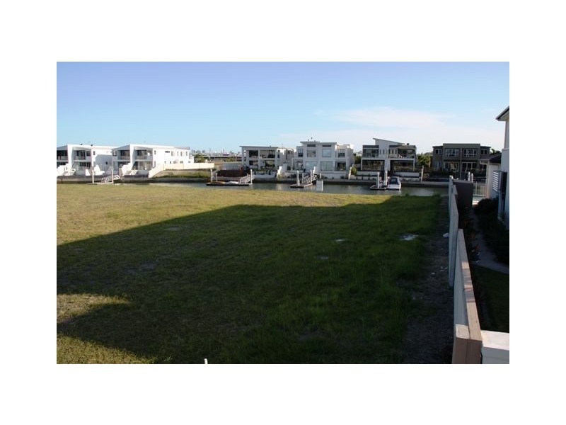 7 Middle Quay, Biggera Waters QLD 4216