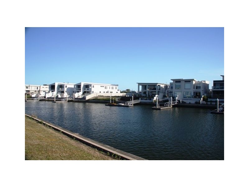 7 Middle Quay, Biggera Waters QLD 4216