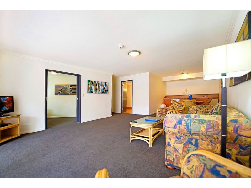 132 Ferny Avenue, Surfers Paradise QLD 4217