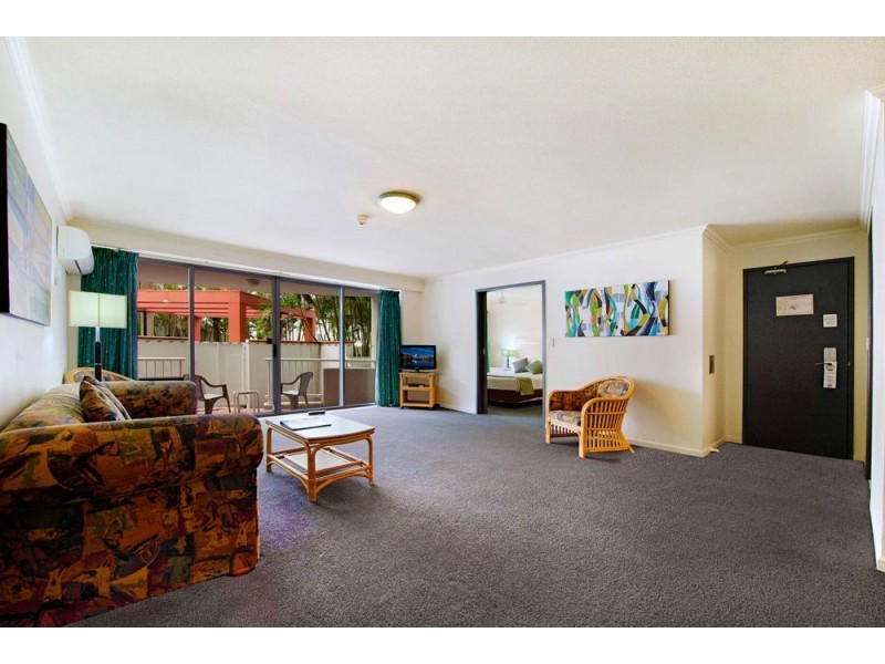 132 Ferny Avenue, Surfers Paradise QLD 4217