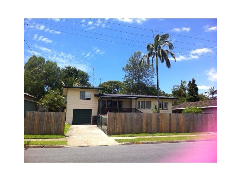 20 Neville Ave, Southport QLD 4215