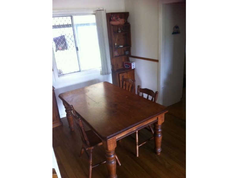 20 Neville Ave, Southport QLD 4215