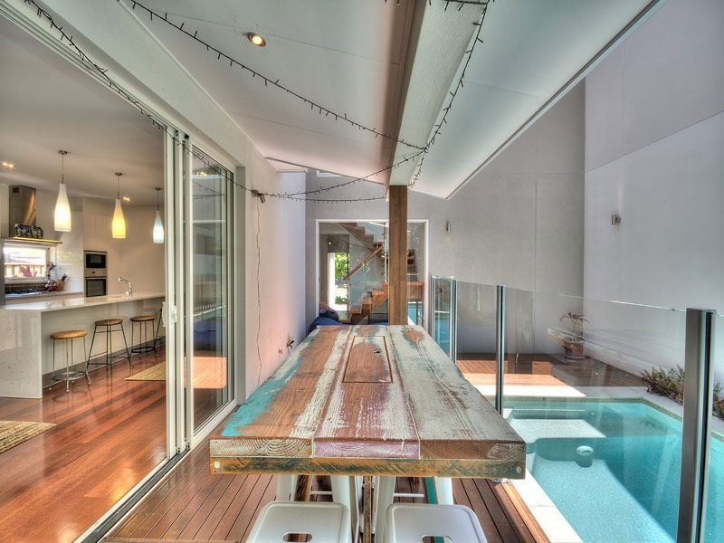 2/57 Avanti Street, Mermaid Waters QLD 4218