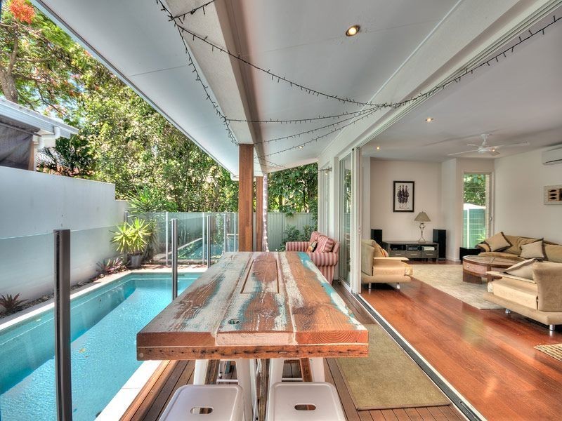 2/57 Avanti Street, Mermaid Waters QLD 4218