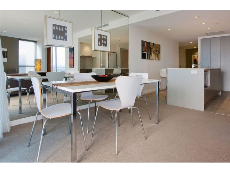 18 Enderley Avenue, Surfers Paradise QLD 4217