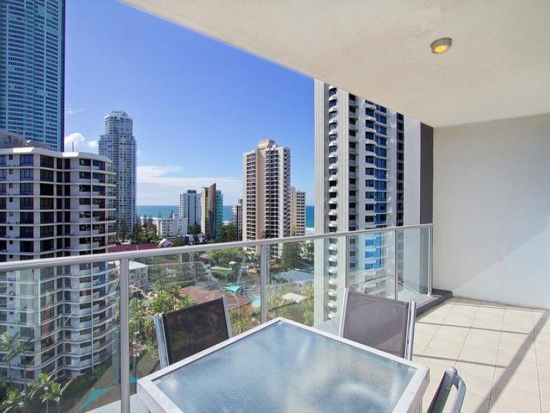 18 Enderley Avenue, Surfers Paradise QLD 4217