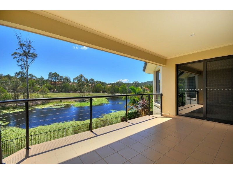 26 Golden Bear Drive, Arundel QLD 4214