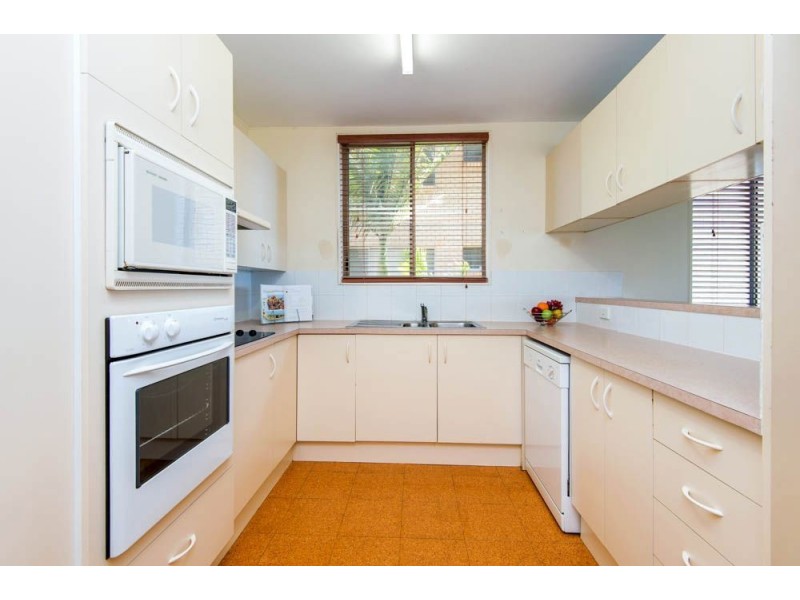 4/540 Marine Parade, Biggera Waters QLD 4216
