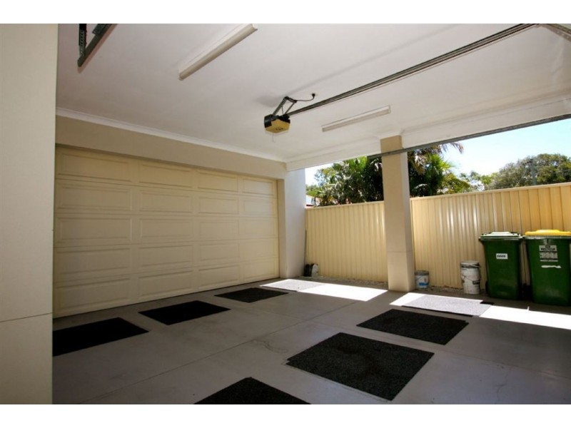 48 Coombabah Road, Biggera Waters QLD 4216