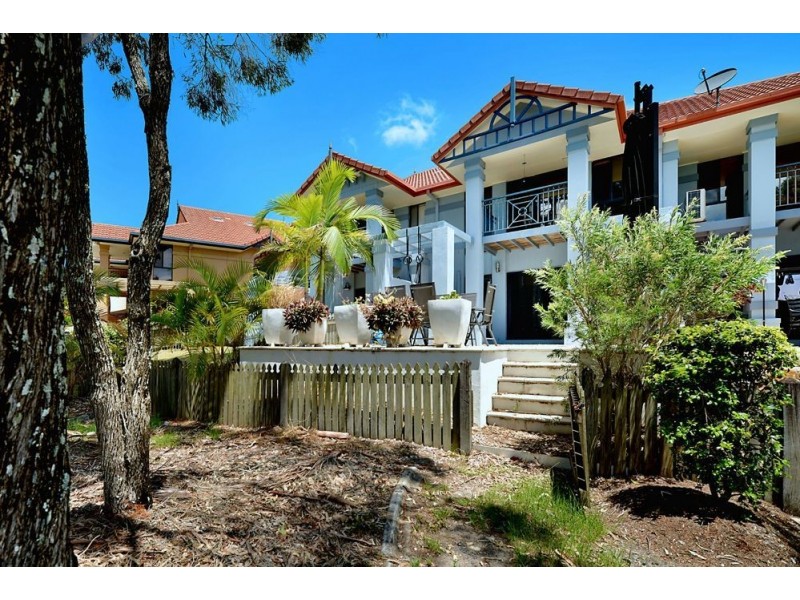 221/125 Hansford Road, Coombabah QLD 4216