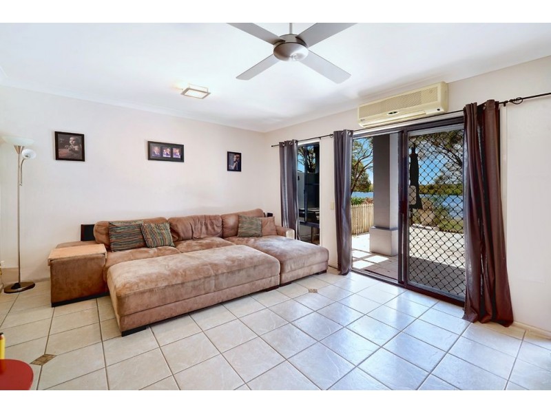 221/125 Hansford Road, Coombabah QLD 4216