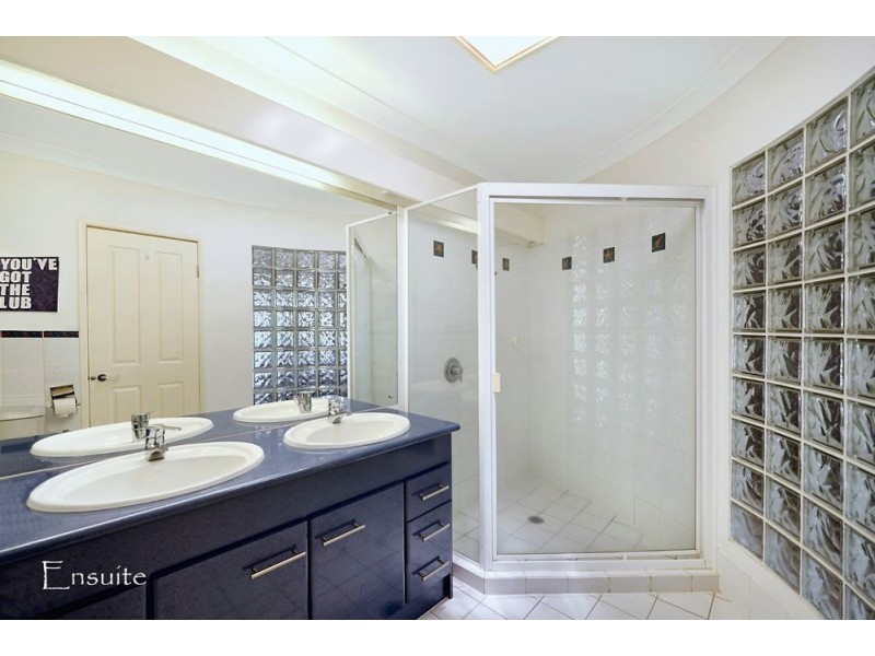 221/125 Hansford Road, Coombabah QLD 4216