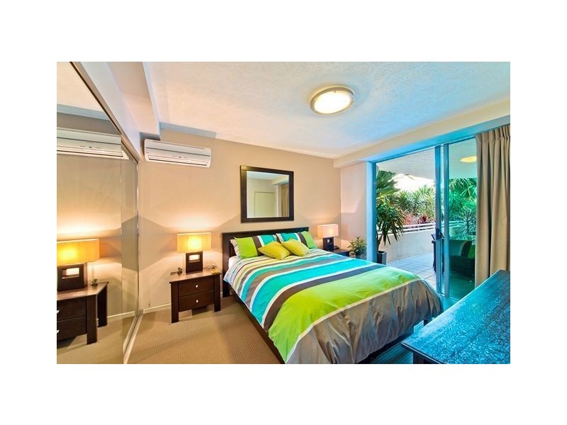 18 Fern Street, Surfers Paradise QLD 4217