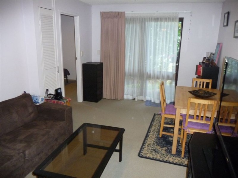 2/20 Sigatoka Place, Clear Island Waters QLD 4226