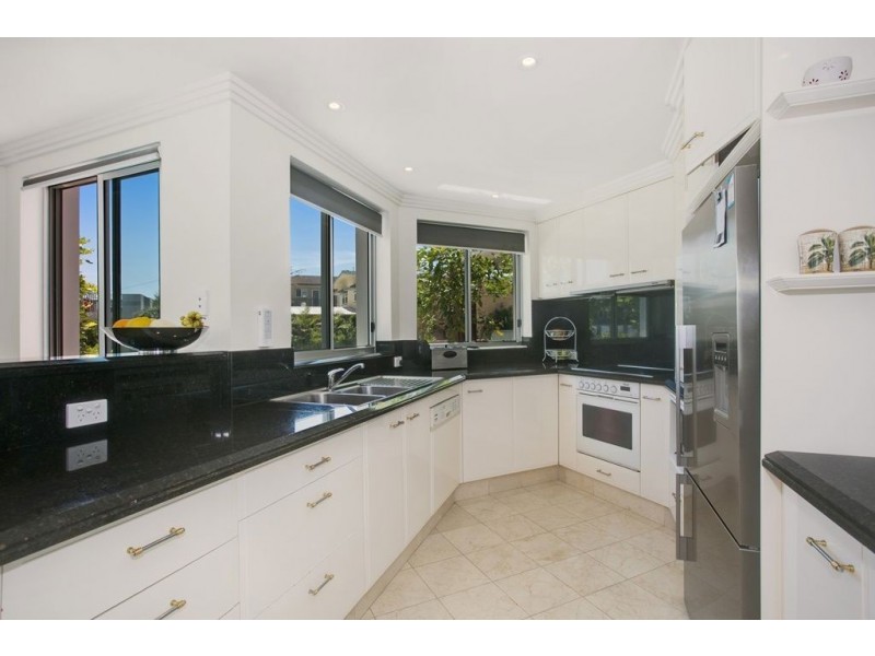 Villa 1/114 Albatross Avenue, Mermaid Beach QLD 4218