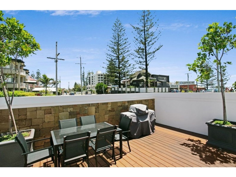 Villa 1/114 Albatross Avenue, Mermaid Beach QLD 4218