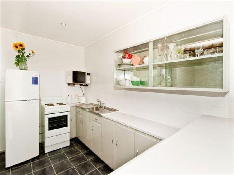 6/5 Watson Esplanade, Surfers Paradise QLD 4217
