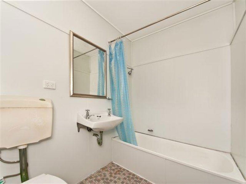 6/5 Watson Esplanade, Surfers Paradise QLD 4217