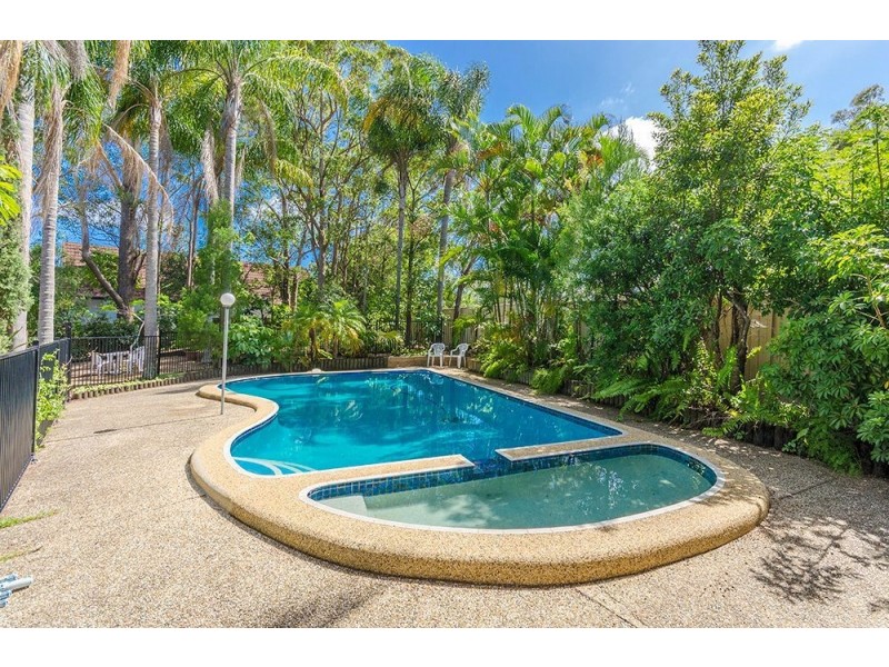 65 Yangoora Crescent, Ashmore QLD 4214