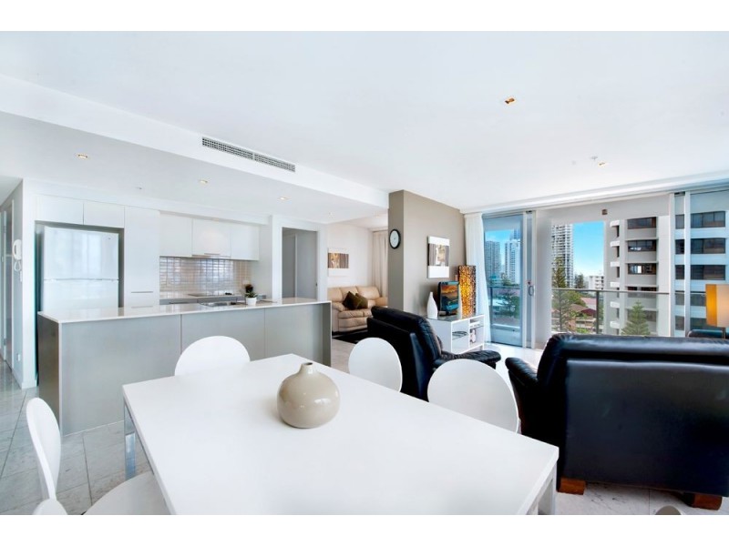 18 Enderley Avenue, Surfers Paradise QLD 4217