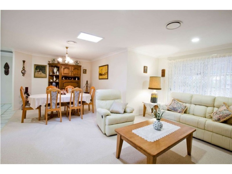 81 Coronet Crescent, Burleigh Waters QLD 4220