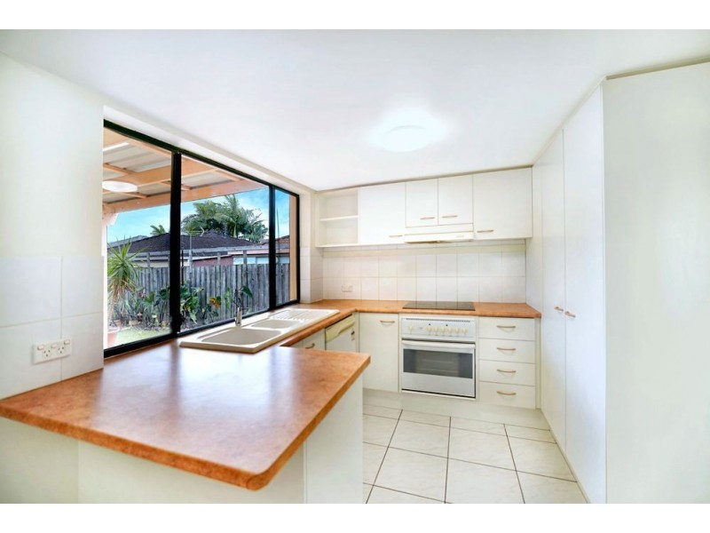 26/156 Greenacre Drive, Arundel QLD 4214