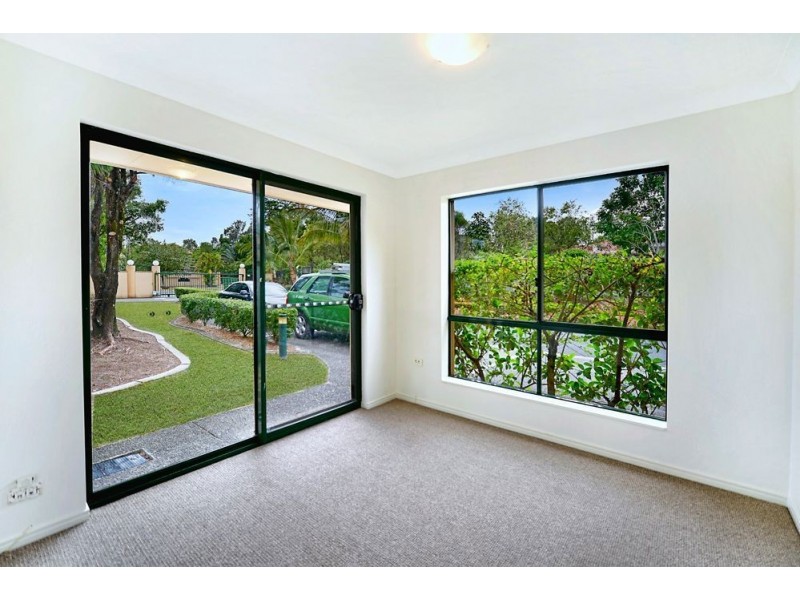26/156 Greenacre Drive, Arundel QLD 4214