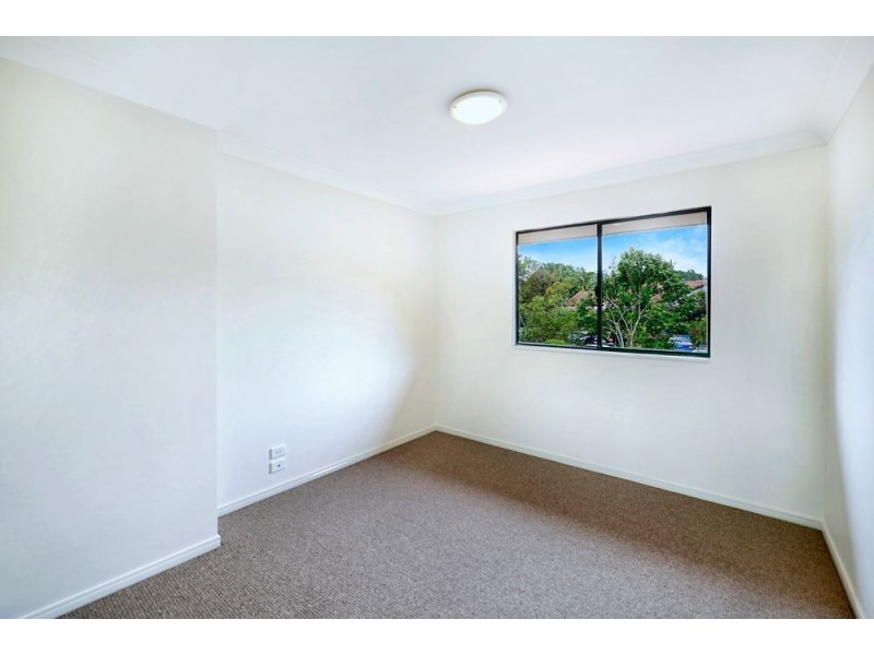 26/156 Greenacre Drive, Arundel QLD 4214