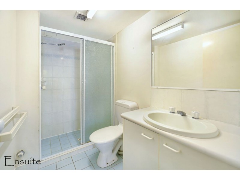 35 Palm Avenue, Surfers Paradise QLD 4217