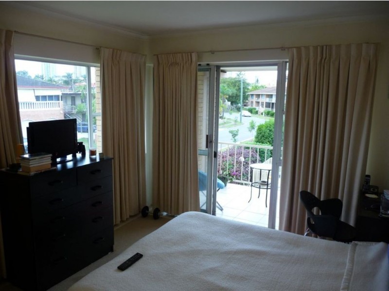 5/10 Sunrise Boulevard, Surfers Paradise QLD 4217