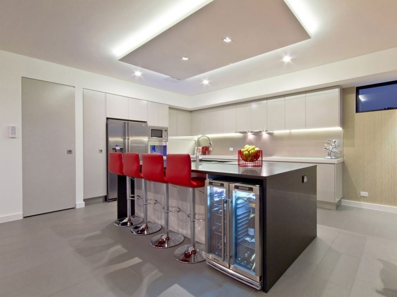 66 O’Grady Drive, Paradise Point QLD 4216