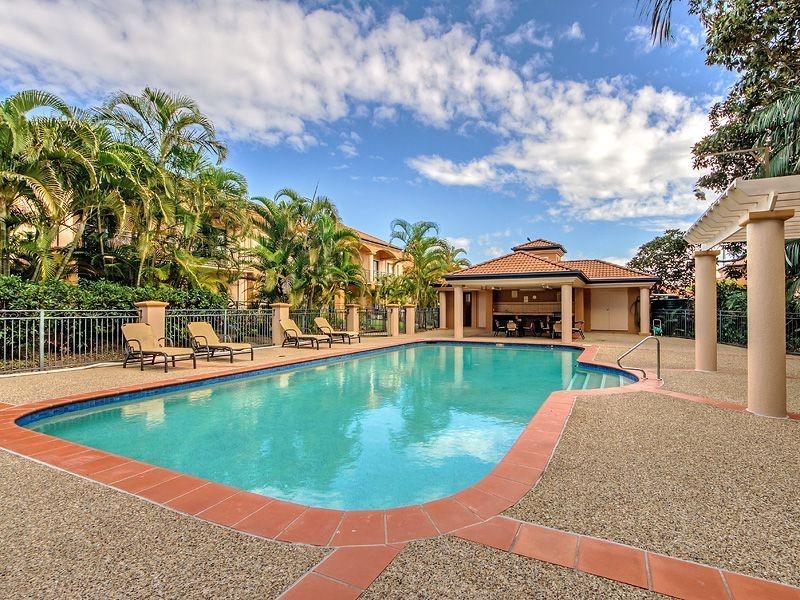 109/85 Palm Meadows Drive, Carrara QLD 4211