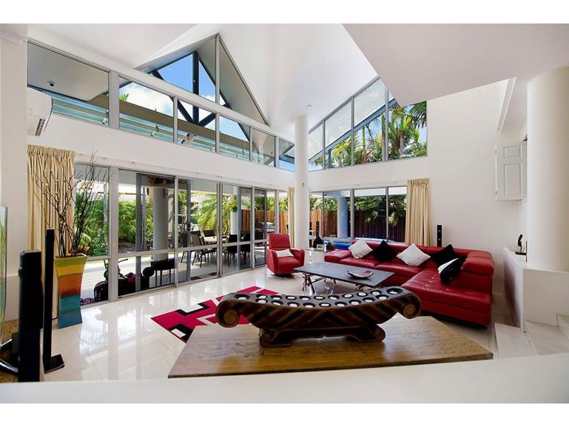 1/125 Santa Cruz Boulevard ‘Cranston’, Clear Island Waters QLD 4226