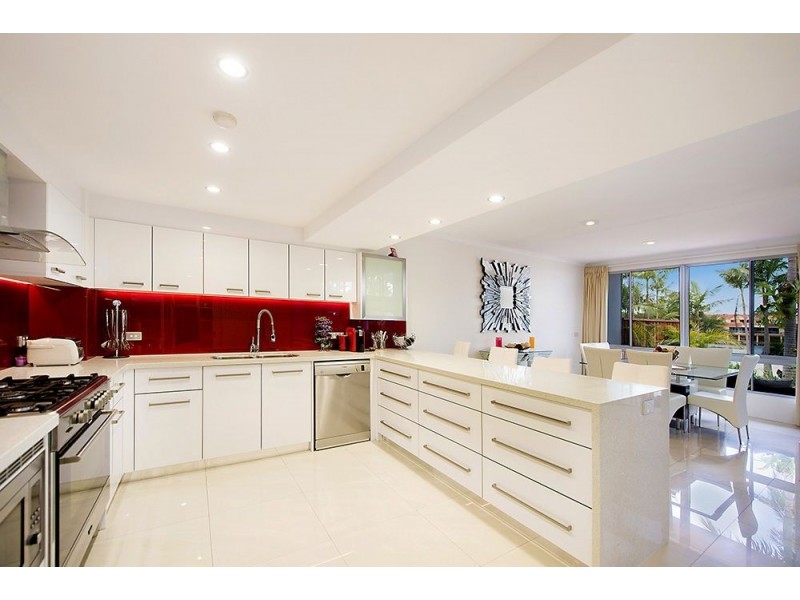 1/125 Santa Cruz Boulevard ‘Cranston’, Clear Island Waters QLD 4226