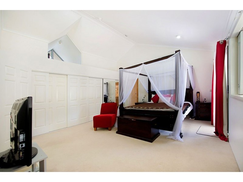1/125 Santa Cruz Boulevard ‘Cranston’, Clear Island Waters QLD 4226