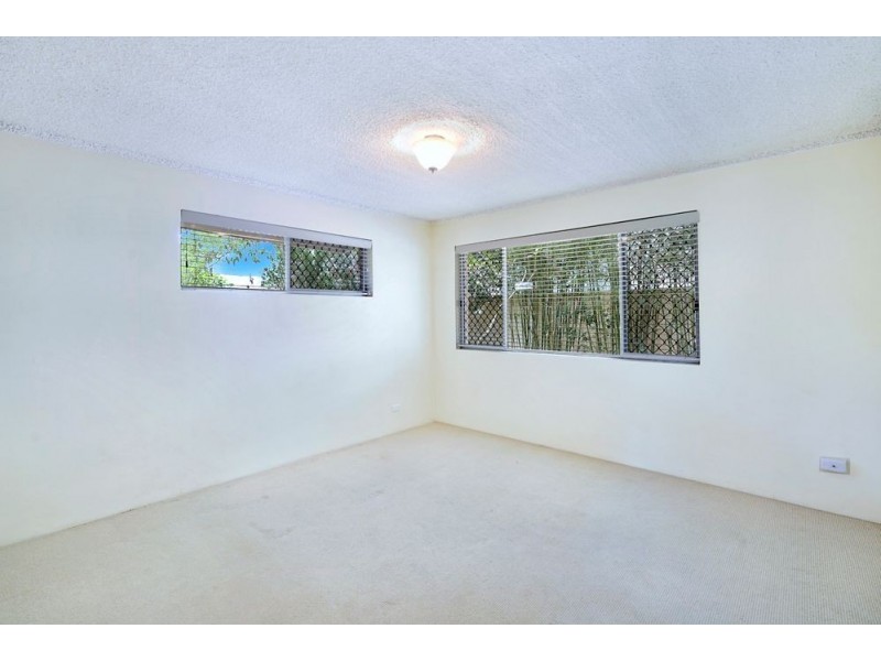 1/17 Teal Avenue, Paradise Point QLD 4216