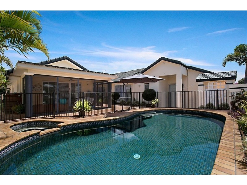 33/131 Morala Avenue, Runaway Bay QLD 4216