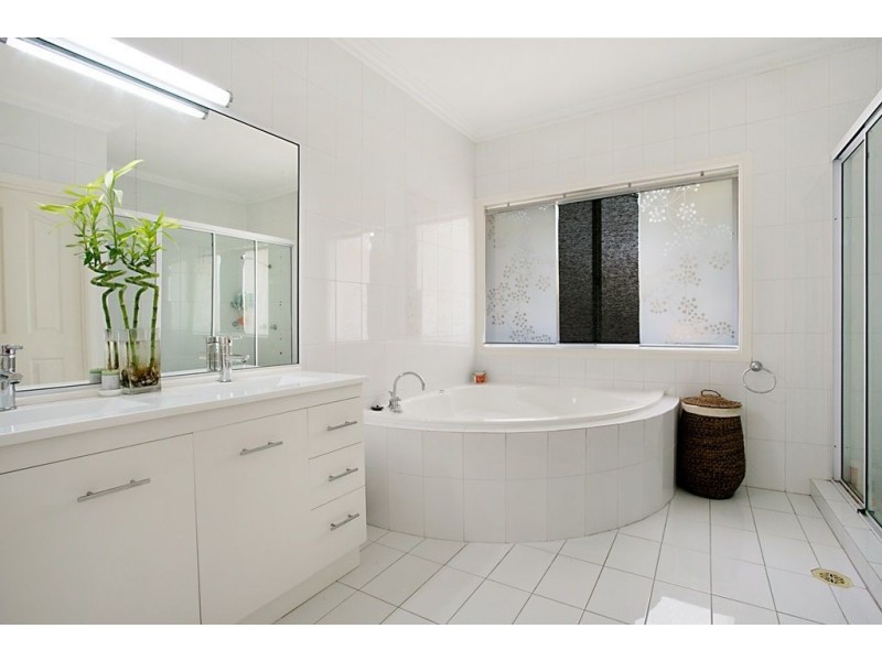 33/131 Morala Avenue, Runaway Bay QLD 4216