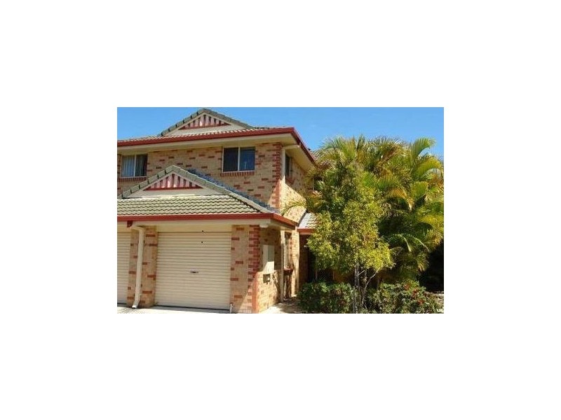 7/2 Brown Street, Labrador QLD 4215