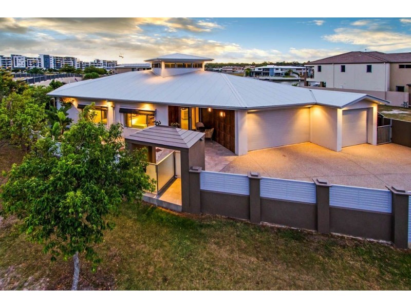 26 East Quay Drive, Biggera Waters QLD 4216