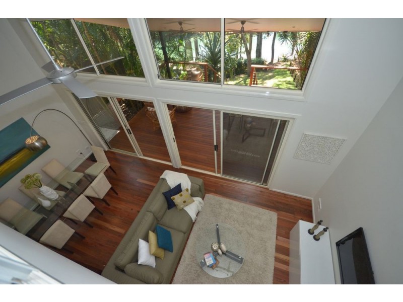80 Ocean Pde, Burleigh Heads QLD 4220
