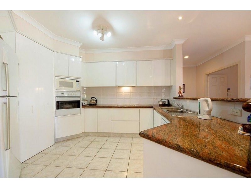 47 Montevideo Drive, Clear Island Waters QLD 4226