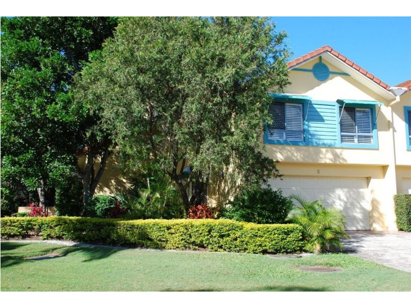 8/125 Santa Cruz Boulevard, Clear Island Waters QLD 4226