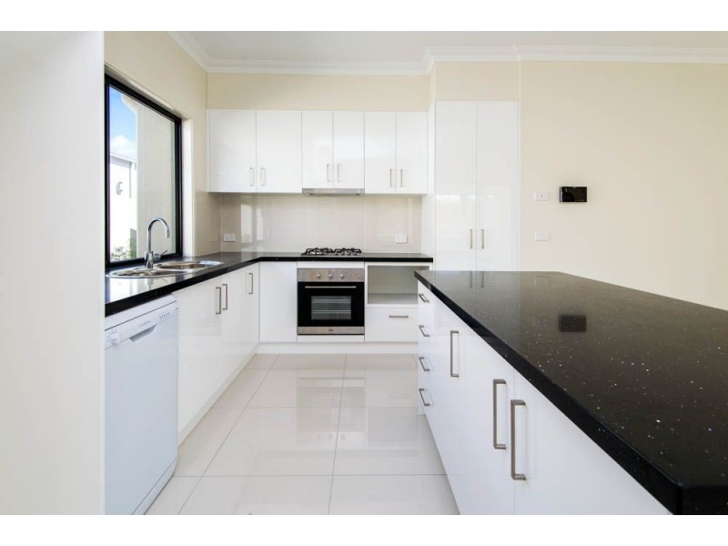 2/22 Compass Drive, Biggera Waters QLD 4216