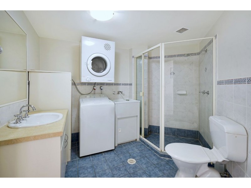 5/40 Burra Street, Chevron Island QLD 4217