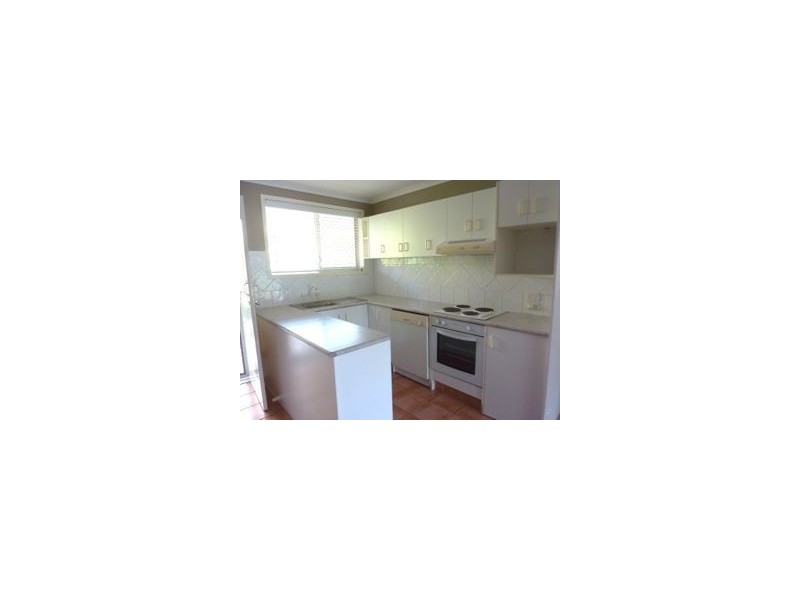 4/120 Stanhill Drive, Chevron Island QLD 4217