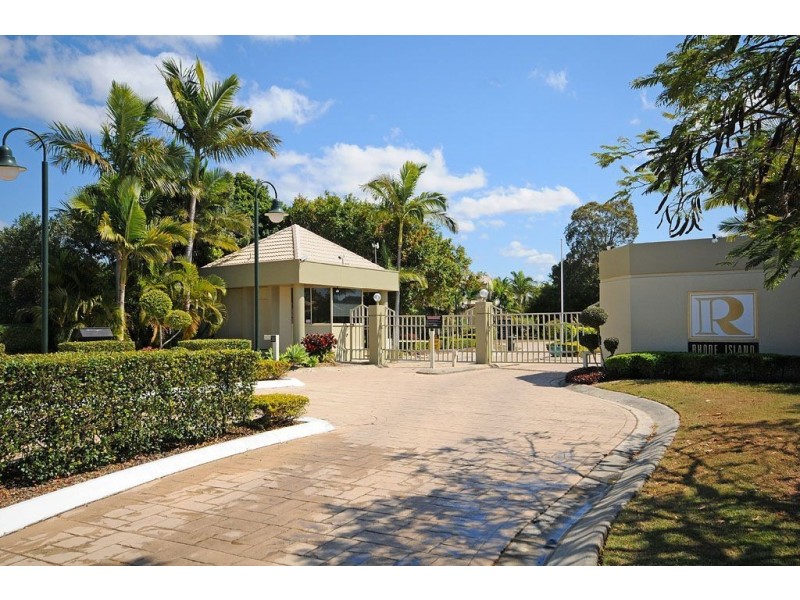 125 Santa Cruz Boulevard, Clear Island Waters QLD 4226