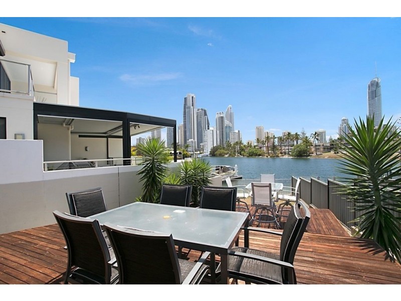 25 Sunrise Boulevard, Surfers Paradise QLD 4217