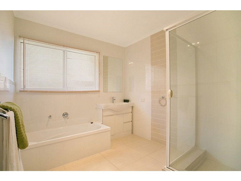25 Sunrise Boulevard, Surfers Paradise QLD 4217